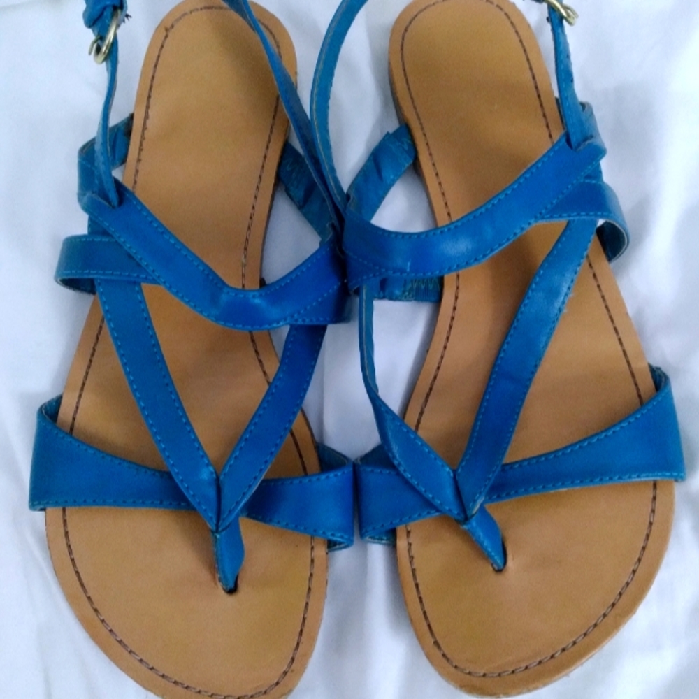 G by GUESS Sandals, 8M